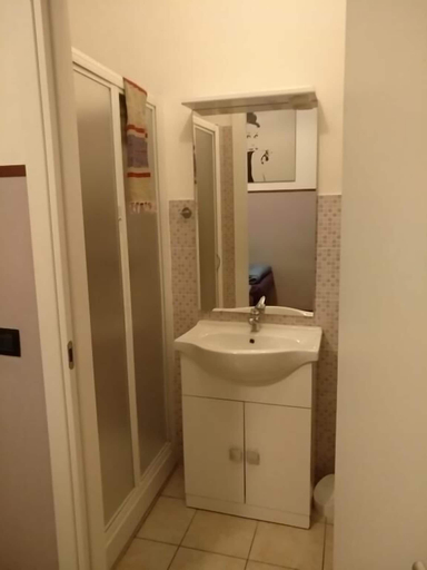 Bathroom 3, Emerald Fields, Florence