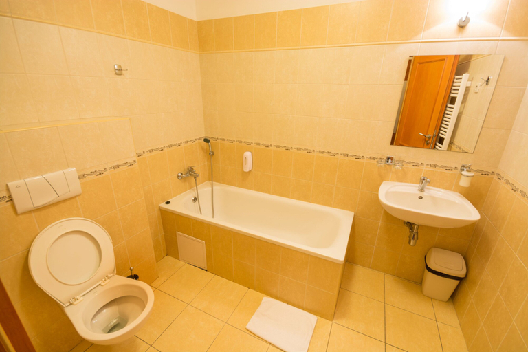 Bathroom 4, Hotel Na Kocandě, Pelhřimov