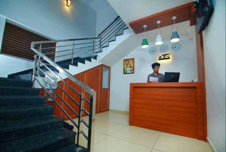 Public Area, White Portico, Theni