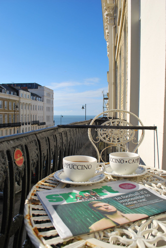 Food & Drinks, Brighton Break - Burlington Beach Pad, Brighton and Hove