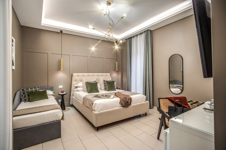 Bedroom 5, Borgognona Rooms, Roma