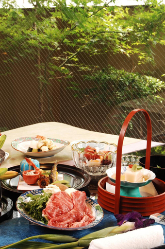 Food & Drinks 3, Gero Onsen Kissenkan Chikusuitei, Gero