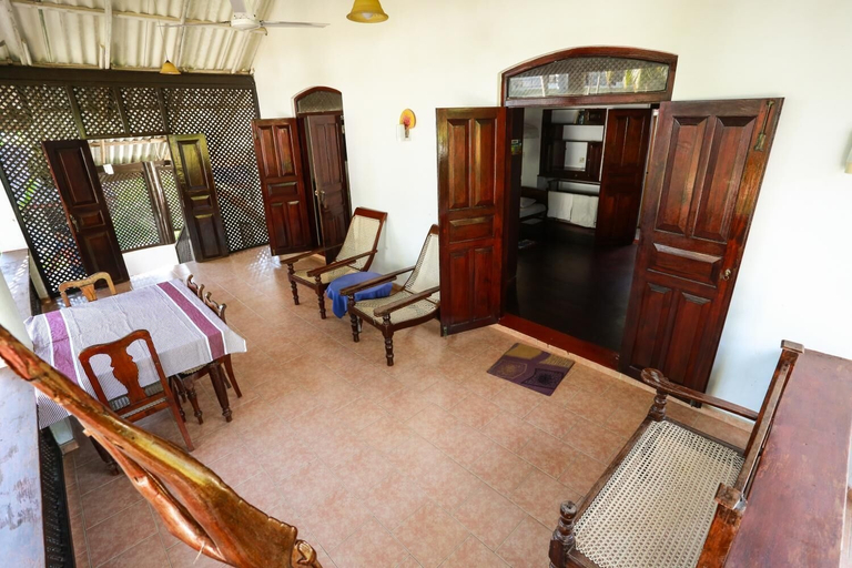 Others 5, Sonri Villa, Habaraduwa