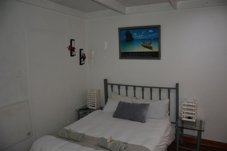 Bedroom 3, The Swiss Guesthouse, City of Johannesburg
