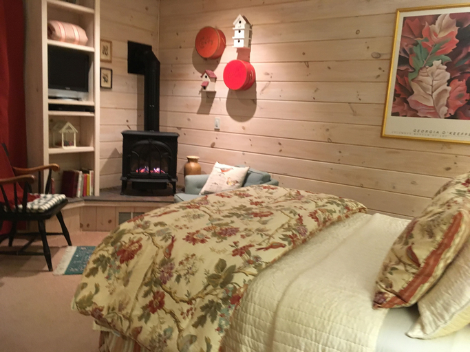 Bedroom 3, Deerhill Inn, Windham