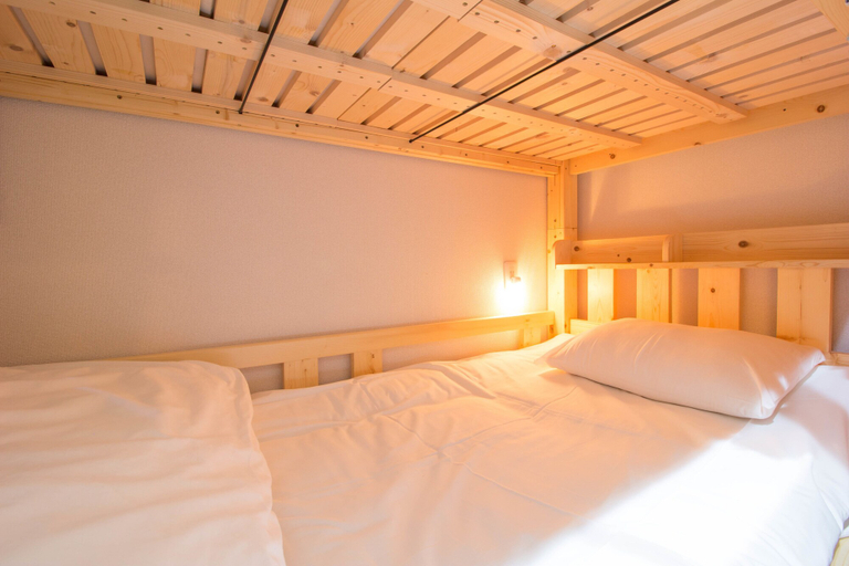 Bedroom 5, Sakura Japanese House - Hostel, Osaka