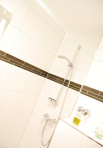 Bathroom 5, Hotel Am Martinsberg, Mayen-Koblenz