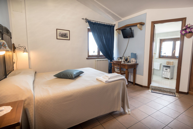 Bedroom 2, La Piaggia, Perugia