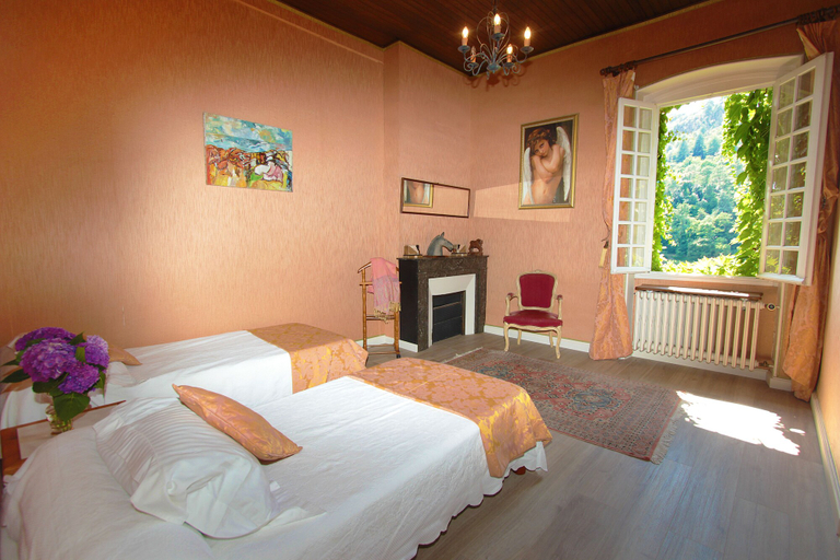 Bedroom 3, VILLA AIMEE LUXURY APARTMENTS WITH HEATED POOL, Ardèche