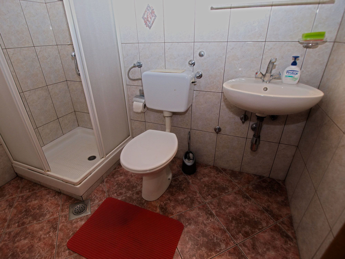 Bathroom 3, Apartments Marisol 1298, Vrsar