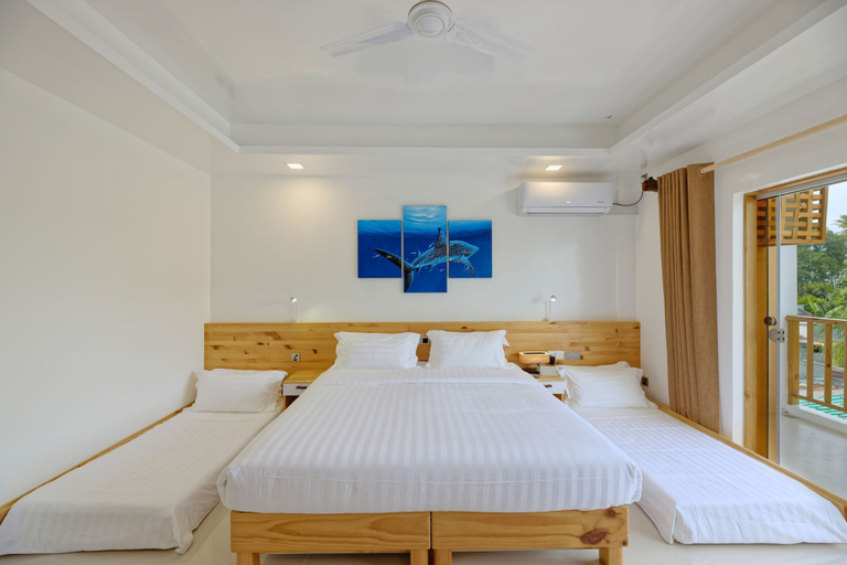 Bedroom 2, Luau Beach Inn, Vaavu Atoll