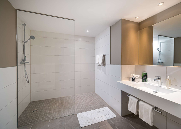 Bathroom 5, elaya hotel oberhausen, Trademark by Wyndham, Oberhausen