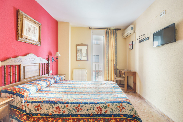 Bedroom 4, Hotel Arunda I, Málaga