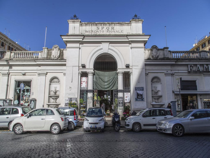 Exterior & Views 2, Al 7 Rooms, Roma