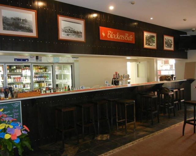 Food & Drinks, Parndana Hotel, Kangaroo Island