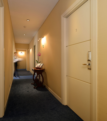 Others 5, Rovati Guest House, Rome