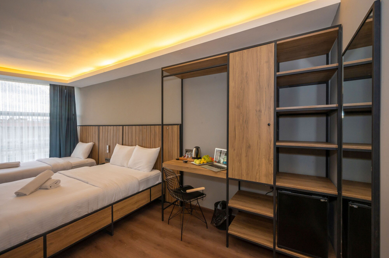 Bedroom 3, Corlu Dem Hotel, Çorlu