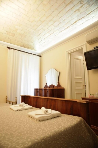 Bedroom 3, Domus Real Cardello, Rome