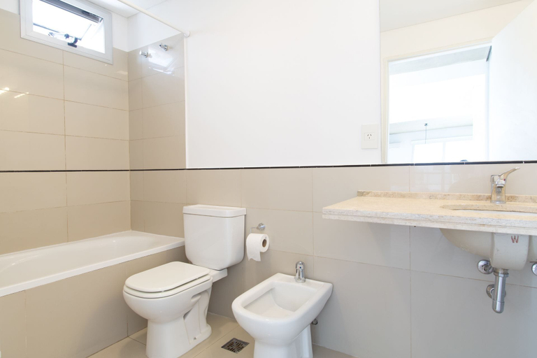 Bathroom 3, Gorriti Apartment by Be Local Argentina, Distrito Federal