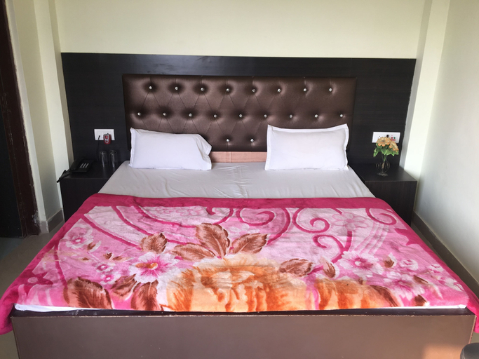 Bedroom 2, Hotel Mangalam Palace - Lucknow Airport, Lucknow