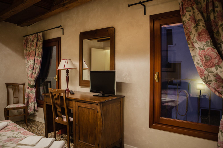 Bedroom 3, Locanda Ai Santi Apostoli, Venezia