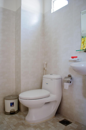 Bathroom 3, Viet's Hotel, Phan Thiết