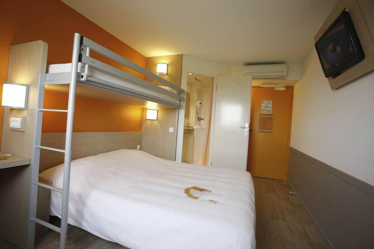 Bedroom 2, Sweet and Smart Hotel - formerly Premiere Classe Hambach, Moselle