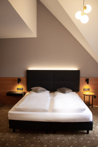 Bedroom 3, Ambient Hotel Tassilo, Dingolfing-Landau