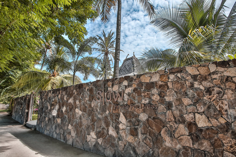 Exterior & Views 20