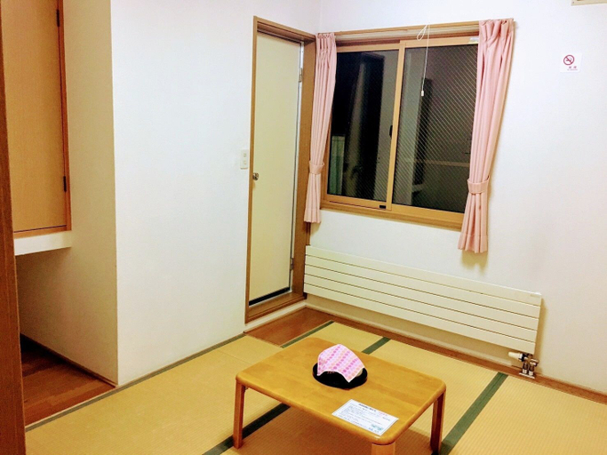 Others 3, Minshuku Sumitomo, Hakodate