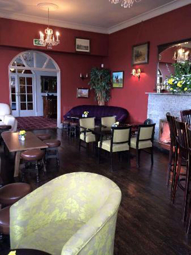 Food & Drinks 5, Courtmacsherry hotel