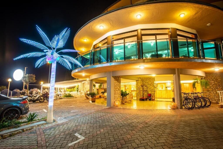 Exterior & Views 2, Hotel Caribe by Double Hospitality, Verona