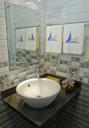 Bathroom 4, Mui Tau Hotel, Tuy Phong