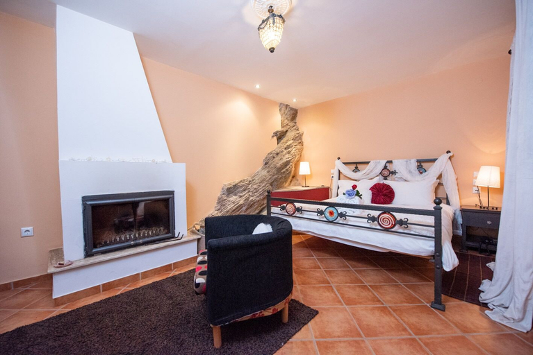 Bedroom 4, Archontiko Argyro, Thessaly