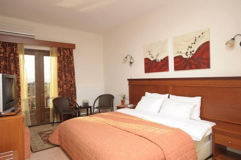 Bedroom 2, Olympia Guesthouse, Central Macedonia