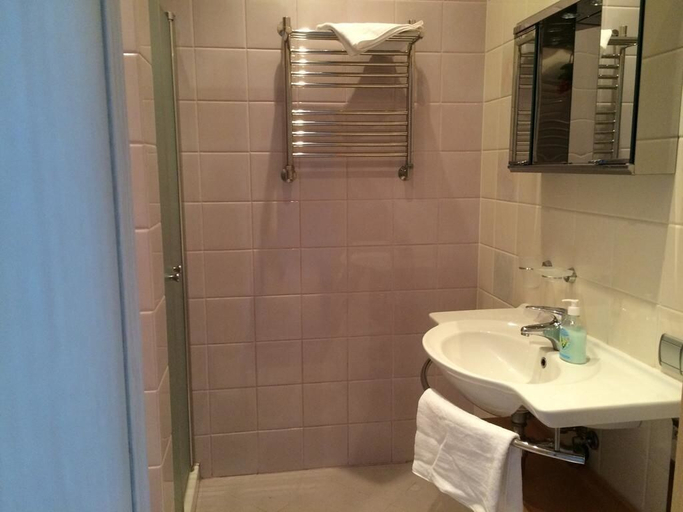 Bathroom 3, Meridian Domodedovo, Domodedovskiy rayon