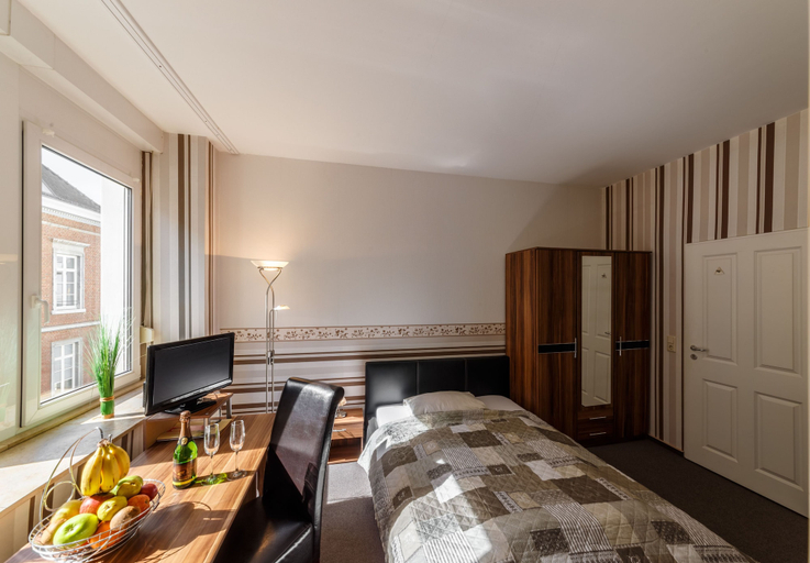 Bedroom 2, CityHotel Stolberg, Städteregion Aachen