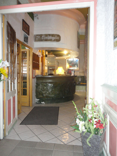 Others, Hôtel Saint Christophe, Hautes-Pyrénées