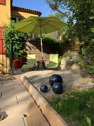 Exterior & Views 2, Resid’artel Cadarache – ITER, Bouches-du-Rhône