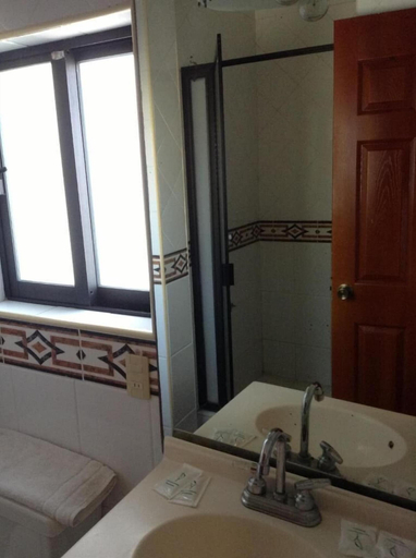 Bathroom 4, Hotel Real de San Diego, Tetipac