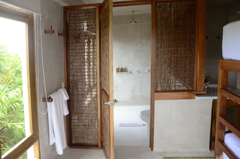 Bathroom 4, HOTEL POCNA, Cozumel