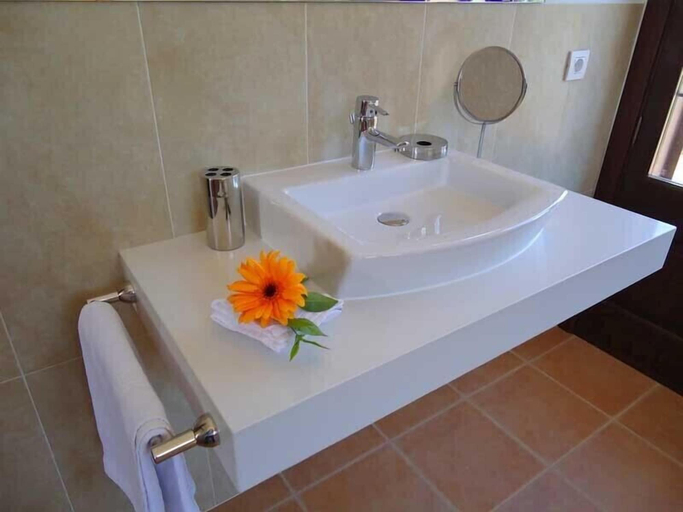 Bathroom 4, Villa La Vinya, Baleares