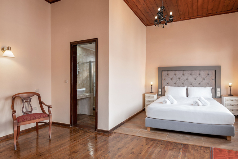 Bedroom 4, Old Town Suites, Crete