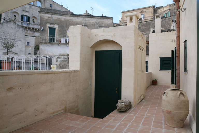 Exterior & Views, Le Tre Vie Apartment & Room, Matera