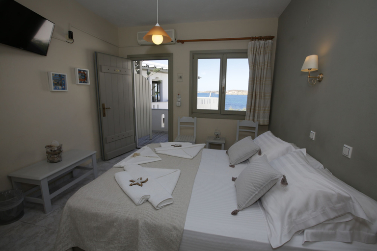 Bedroom 4, Alexandra's Rooms, South Aegean