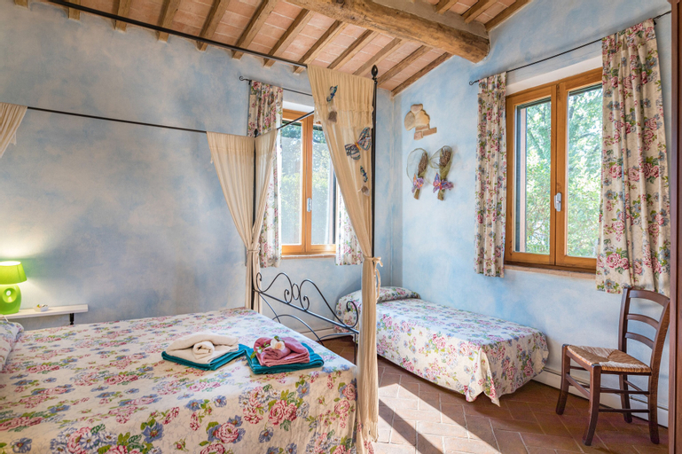 Bedroom 3, Villa Renata, Siena