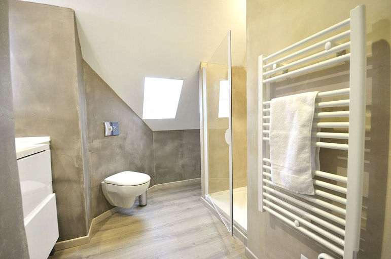 Bathroom 5, Au Jardin de Lisa, Sarthe