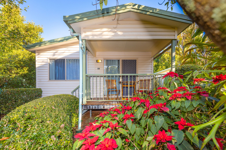 Exterior & Views 2, Camelot Boutique Accommodations, Tamborine Mountain