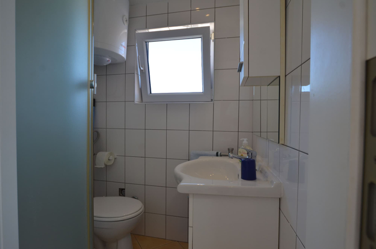 Bathroom, Zdenac Apartment, Rovinj