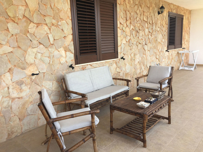 Porch 3, Casale Cappuccini, Lecce